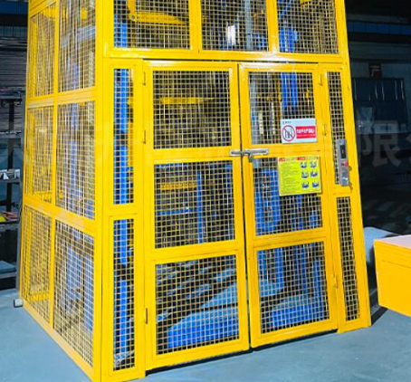 深圳货梯可以安装在室外吗